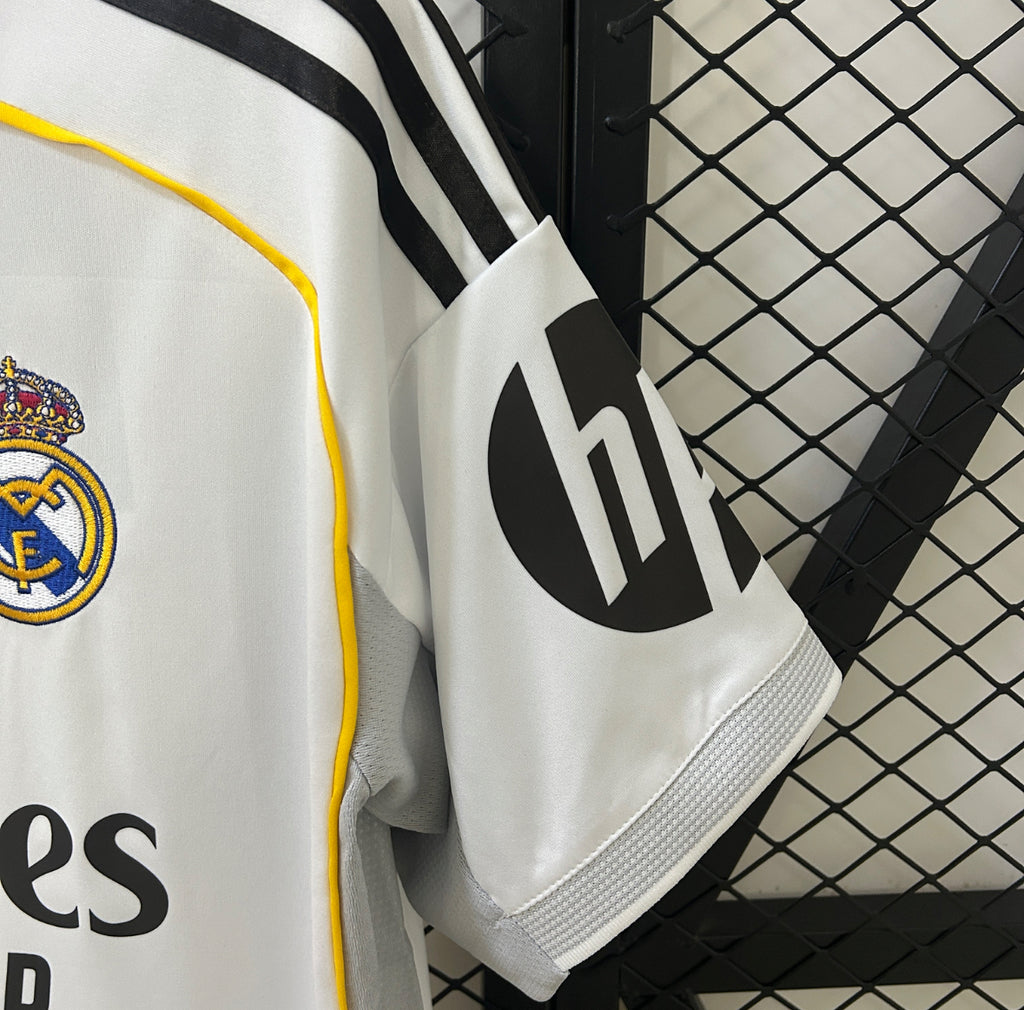 Real Madrid 25/26 hjemmebanetrøje